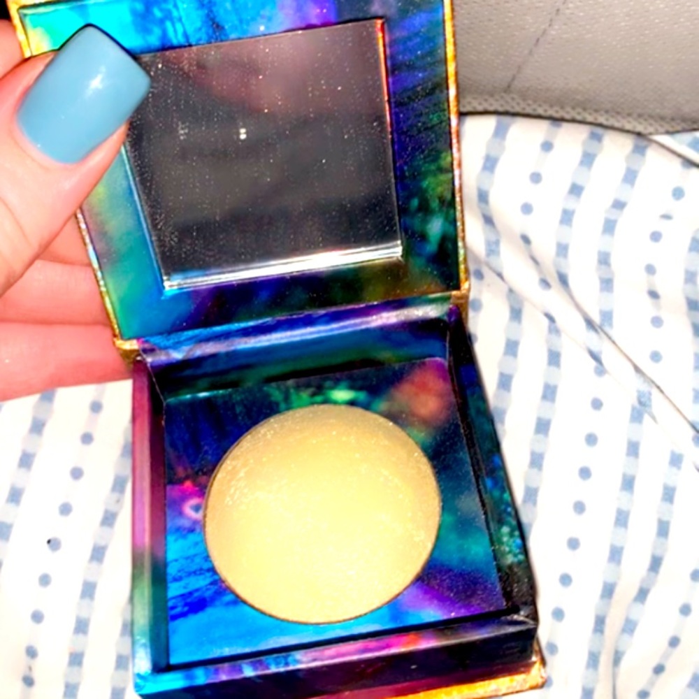 Urban decay space dust body shimmer